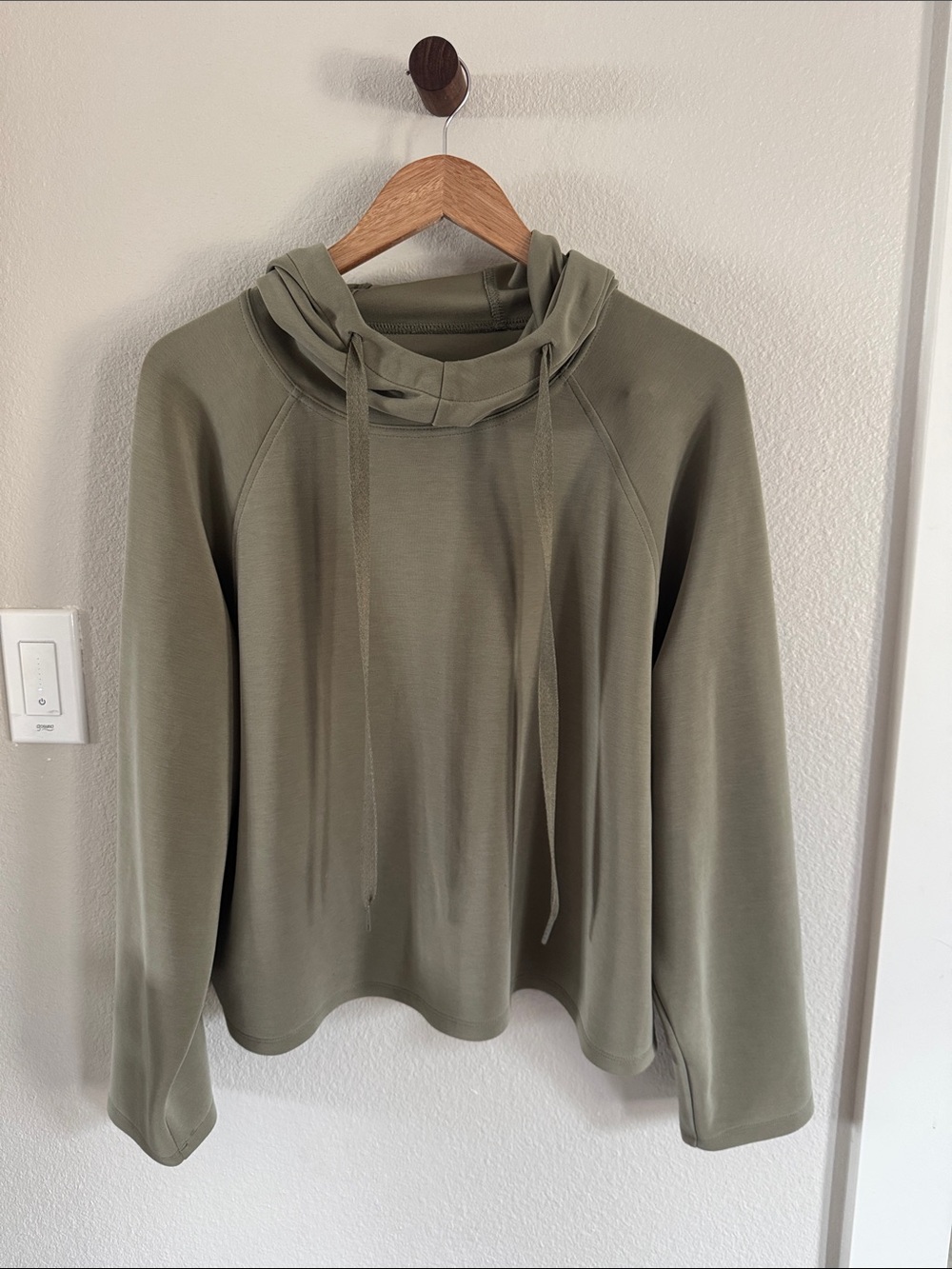 JoyLab Olive Green Women's Pullover Hoodie